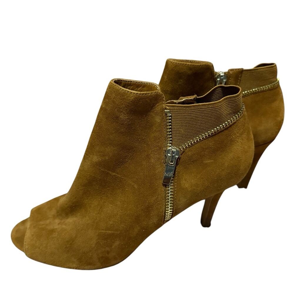 Marc Fisher Tan Suede Peep Toe Ankle Booties Gold Zipper  Stiletto Heel Size 8